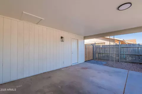 656 E Mesquite Ave, Apache Junction, AZ 85119 photo 4