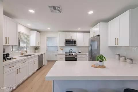 656 E Mesquite Ave, Apache Junction, AZ 85119 photo 17