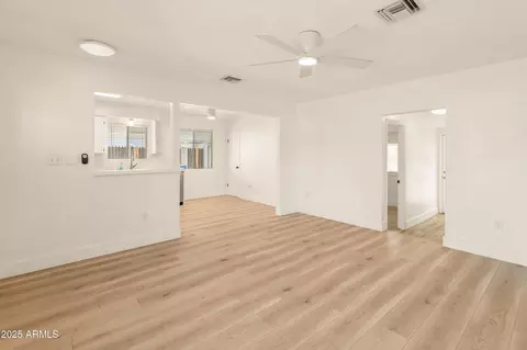 Living - 1407 E Mountain View Rd, Phoenix, AZ 85020 photo 4 of 5
