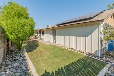 Exterior - 1407 E Mountain View Rd, Phoenix, AZ 85020 photo 9 of 13