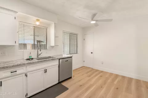 Kitchen - 1407 E Mountain View Rd, Phoenix, AZ 85020 photo 1 of 4