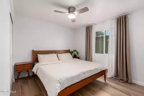 Bedroom - 902 E Wahalla Ln, Phoenix, AZ 85024 photo 1 of 3