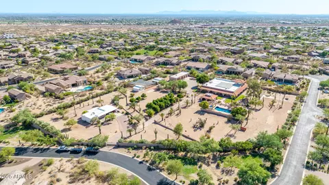 View/Area - 8043 E Laurel St, Mesa, AZ 85207 photo 2 of 8