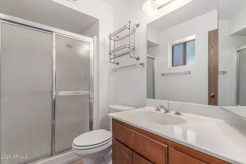 Bath - 8043 E Laurel St, Mesa, AZ 85207 photo 10 of 12