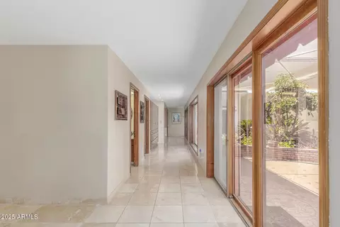 Entry Way - 8043 E Laurel St, Mesa, AZ 85207 photo 3 of 6