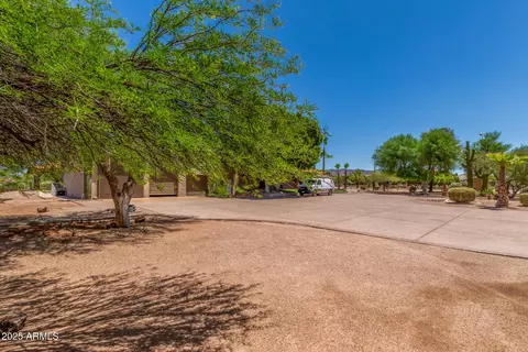 Exterior - 8043 E Laurel St, Mesa, AZ 85207 photo 23 of 39