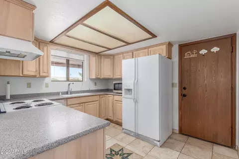 Kitchen - 8043 E Laurel St, Mesa, AZ 85207 photo 5 of 5