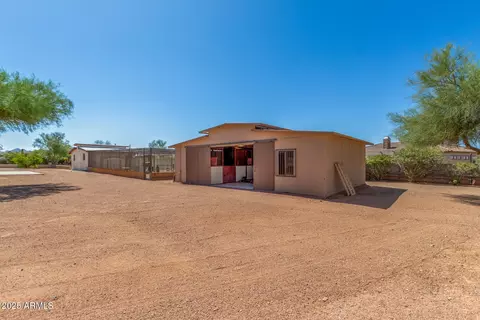 Exterior - 8043 E Laurel St, Mesa, AZ 85207 photo 26 of 39