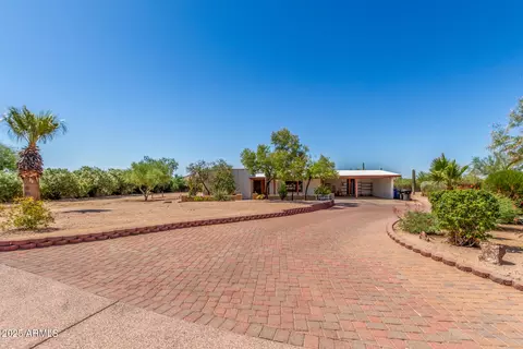 Exterior - 8043 E Laurel St, Mesa, AZ 85207 photo 31 of 39