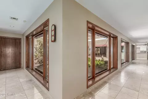 Entry Way - 8043 E Laurel St, Mesa, AZ 85207 photo 5 of 6