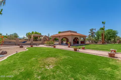 Exterior - 8043 E Laurel St, Mesa, AZ 85207 photo 20 of 39