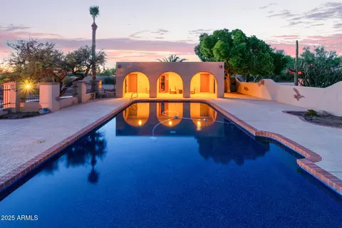 Exterior - 8043 E Laurel St, Mesa, AZ 85207 photo 6 of 39