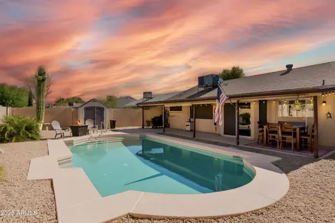 21061 N 33rd Dr, Phoenix, AZ 85027