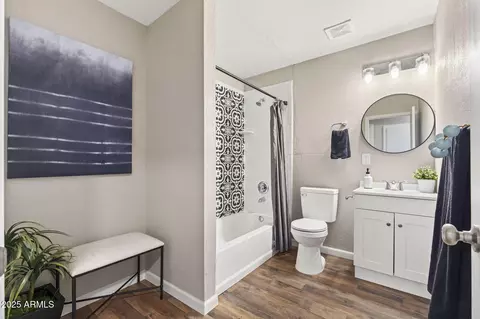 Bath - 6223 W Earll Dr, Phoenix, AZ 85033 photo 2 of 3