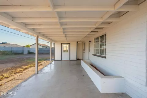 Exterior - 6223 W Earll Dr, Phoenix, AZ 85033 photo 3 of 7
