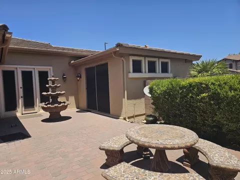 Exterior - 549 E Benrich Dr, Gilbert, AZ 85295 photo 7 of 11