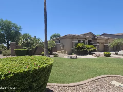 549 E Benrich Dr, Gilbert, AZ 85295