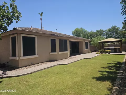 Exterior - 549 E Benrich Dr, Gilbert, AZ 85295 photo 10 of 11