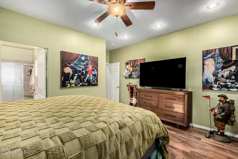 Bedroom - 4637 E Narrowleaf Dr, Gilbert, AZ 85298 photo 3 of 5