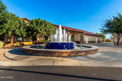 View/Area - 4637 E Narrowleaf Dr, Gilbert, AZ 85298 photo 3 of 7