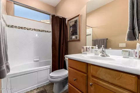 Bath - 4637 E Narrowleaf Dr, Gilbert, AZ 85298 photo 2 of 2