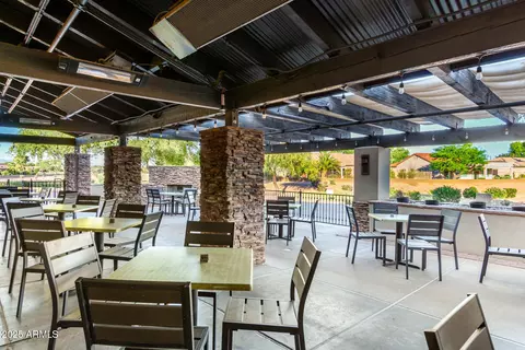 View/Area - 4637 E Narrowleaf Dr, Gilbert, AZ 85298 photo 4 of 7