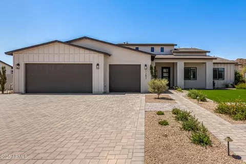 1297 W Lucky Ln, San Tan Valley, AZ 85144