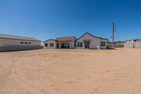 Exterior - 2095 N 77th Pl, Mesa, AZ 85207 photo 7 of 7