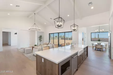 Kitchen - 2095 N 77th Pl, Mesa, AZ 85207 photo 5 of 7
