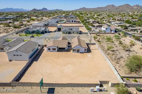 View/Area - 2095 N 77th Pl, Mesa, AZ 85207 photo 2 of 2