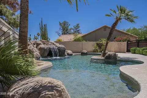 9412 S Palm Dr, Tempe, AZ 85284