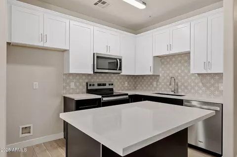 1718 W Colter St #142, Phoenix, AZ 85015 photo 4
