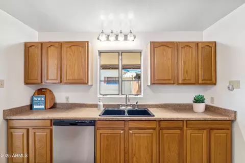 2913 Earll Dr, Phoenix, AZ 85016 photo 17