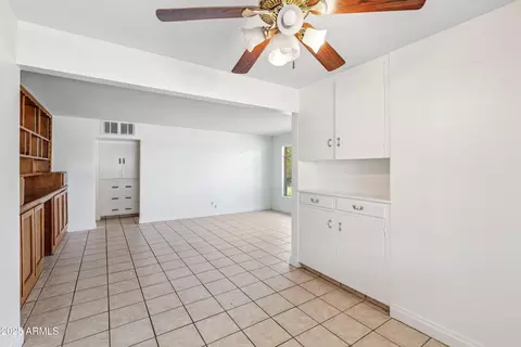2913 Earll Dr, Phoenix, AZ 85016 photo 13