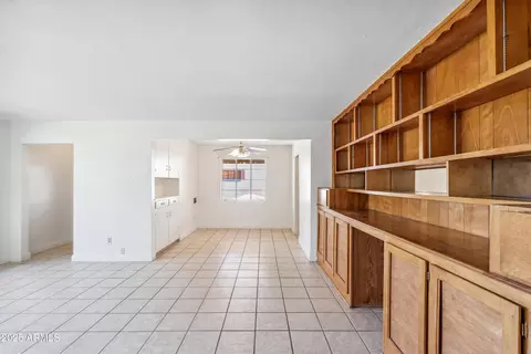 2913 Earll Dr, Phoenix, AZ 85016 photo 11