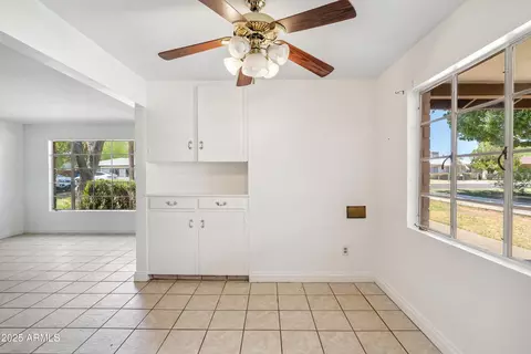 2913 Earll Dr, Phoenix, AZ 85016 photo 14