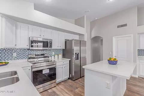 44853 W Jack Rabbit Trl, Maricopa, AZ 85139