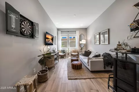Living - 2037 E Fallen Leaf Ln, Phoenix, AZ 85024 photo 1 of 1