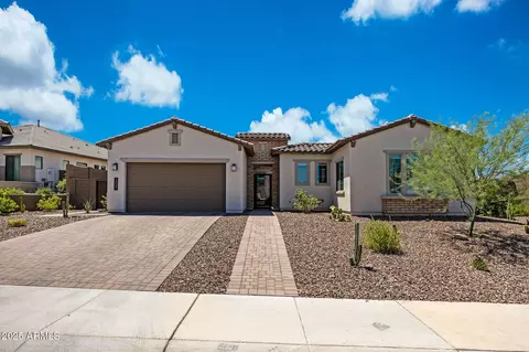 Exterior - 2037 E Fallen Leaf Ln, Phoenix, AZ 85024 photo 3 of 10