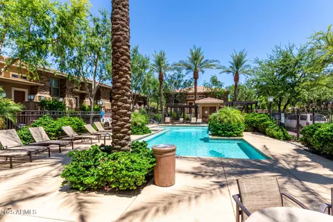 Exterior - 5550 N 16th St #166, Phoenix, AZ 85016 photo 4 of 6
