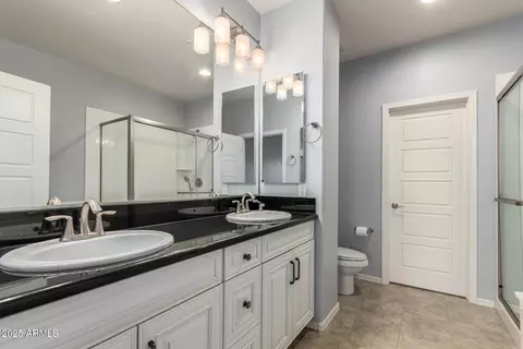 Bath - 5550 N 16th St #166, Phoenix, AZ 85016 photo 1 of 3