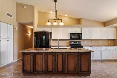 4223 E Danbury Rd, Phoenix, AZ 85032 photo 7