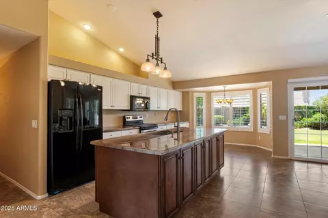 4223 E Danbury Rd, Phoenix, AZ 85032 photo 8