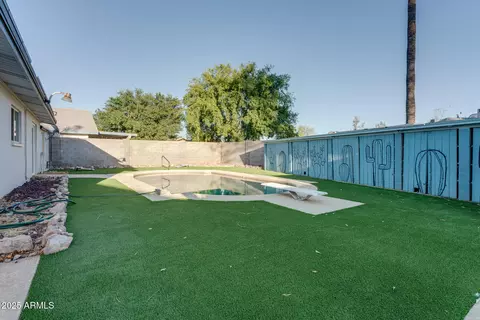 Exterior - 217 E Bruce Ave, Gilbert, AZ 85234 photo 10 of 12