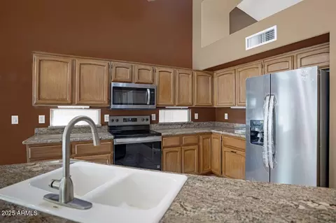 Kitchen - 592 W Harvard Ave, Gilbert, AZ 85233 photo 3 of 5