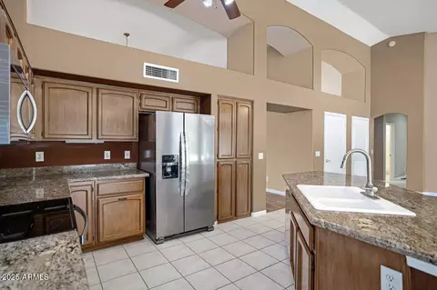 Kitchen - 592 W Harvard Ave, Gilbert, AZ 85233 photo 4 of 5