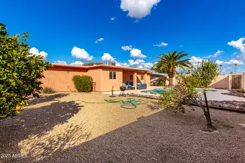 Exterior - 2843 E Captain Dreyfus Ave, Phoenix, AZ 85032 photo 7 of 8