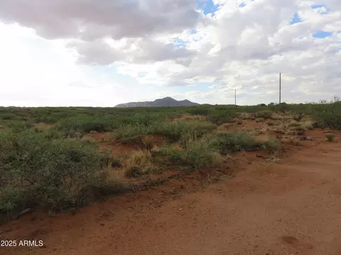 5995 W Buckskin Trl #82, Elfrida, AZ 85610