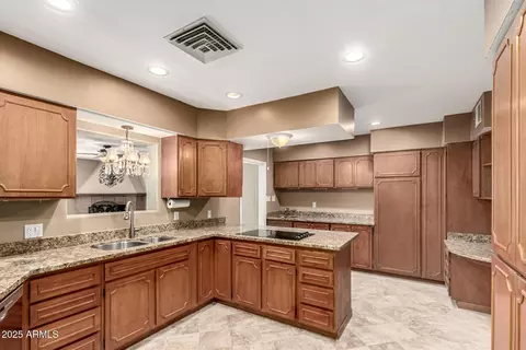 840 E 2nd St, Mesa, AZ 85203 photo 17