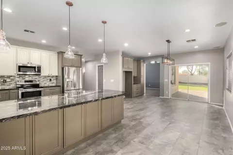 1918 E Megan St, Gilbert, AZ 85295 photo 13